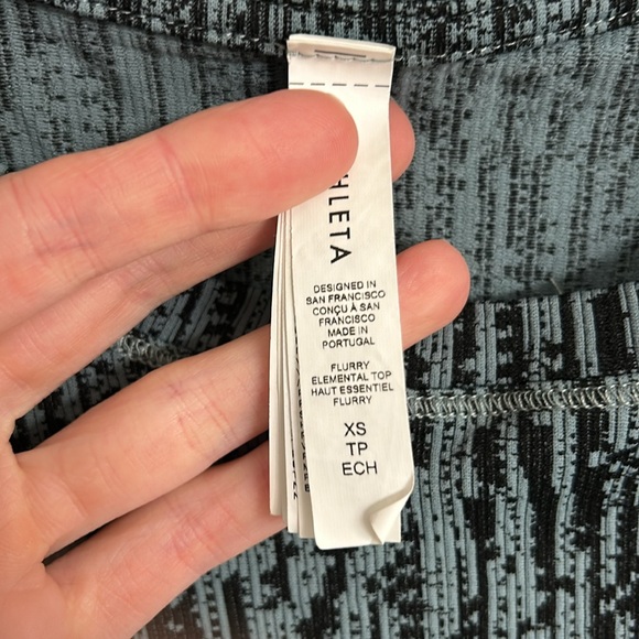 Athleta | Performance Top - Picture 2 of 4